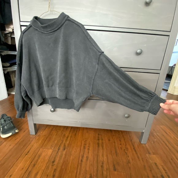 Women's Gray Sweater - Picture 3 of 3